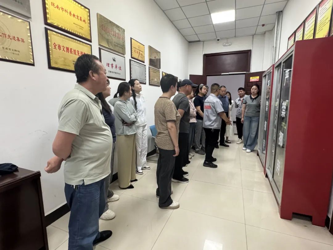 1750904252182661.jpg 1750904252182661.jpg